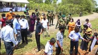 පුරන් කුඹුරු අක්කර 600ක් අස්වැද්දීම